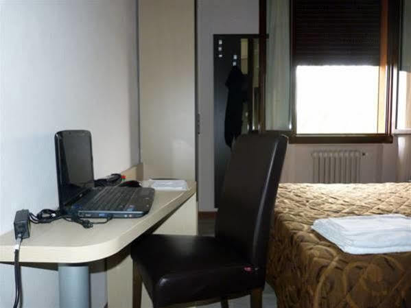 Hotel Eden 3*